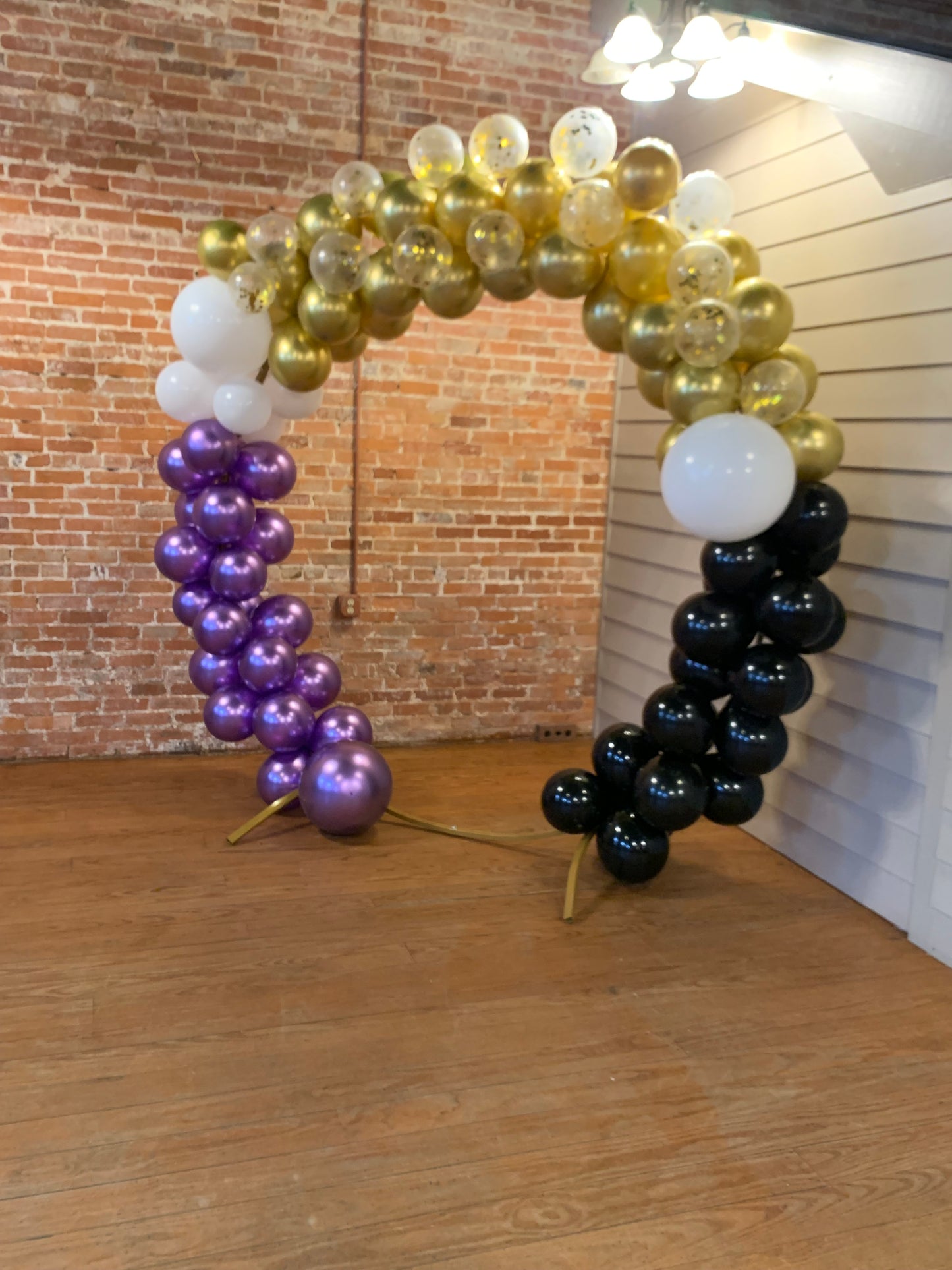 Heavy Duty Gold Metal Round Photo Backdrop Stand